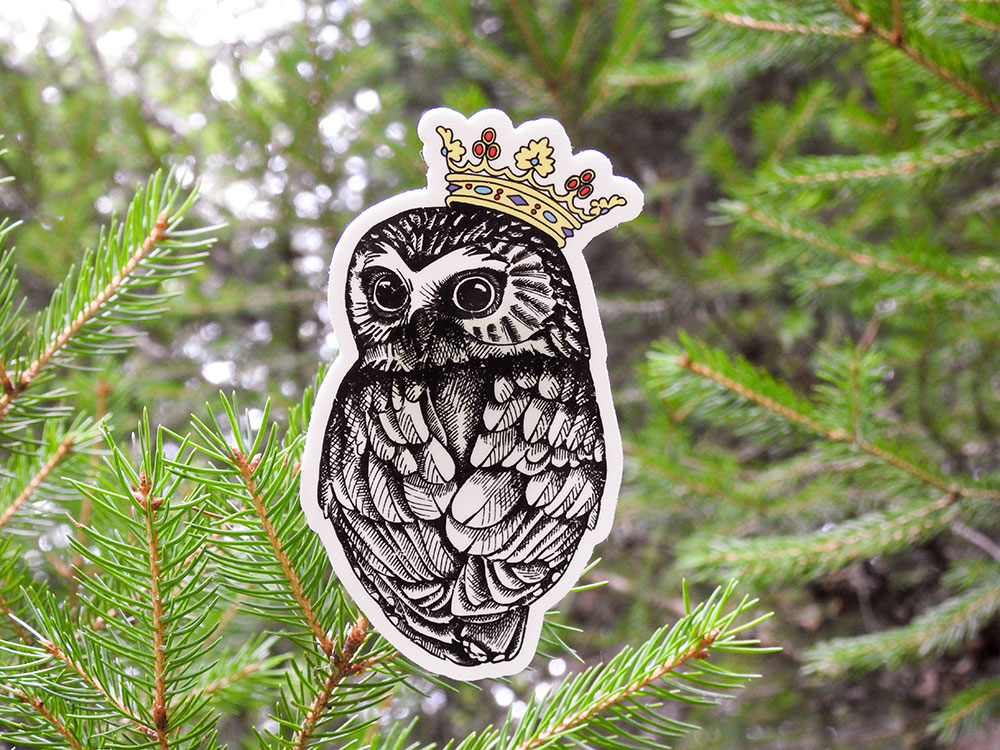 owl_queen_sticker_intobirds.shop